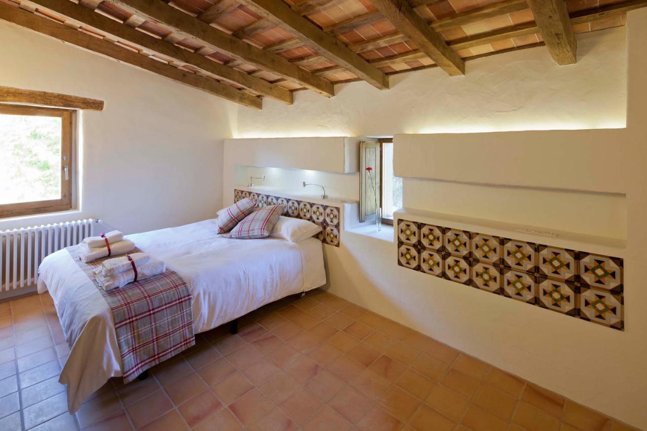 Sant Felíu de Pallarols B&B La Rectoria De Sant Miquel De Pineda מראה חיצוני תמונה